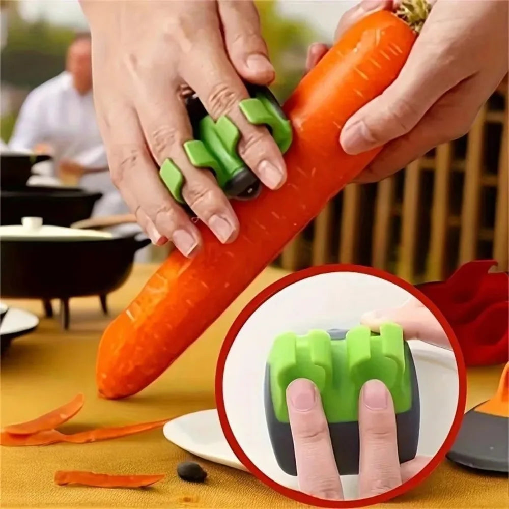 Stainless Steel Vegetable Peeler With Non Slip Grip Handle